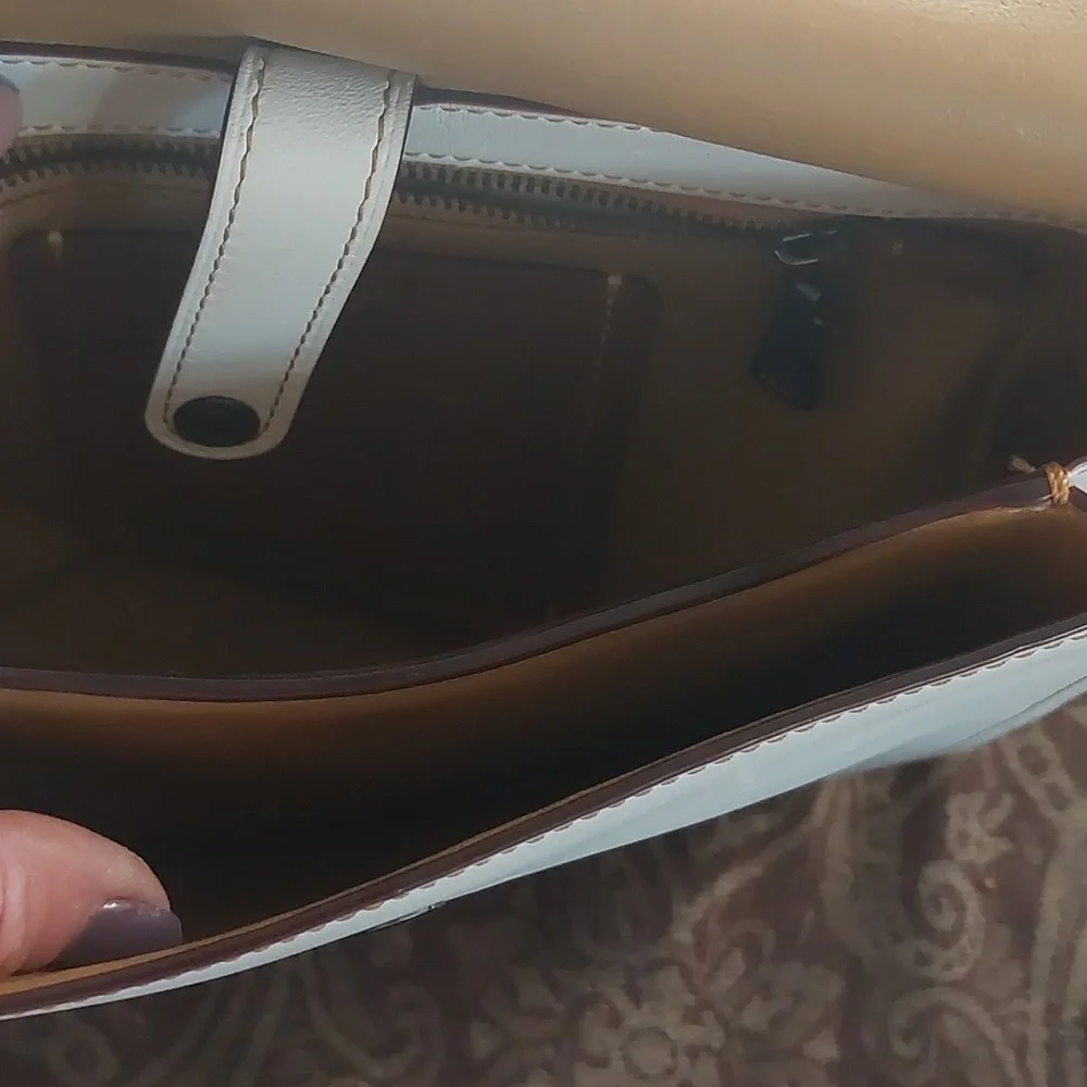 Coach Tea Rose Saddle Bag - Picture 7 of 11
